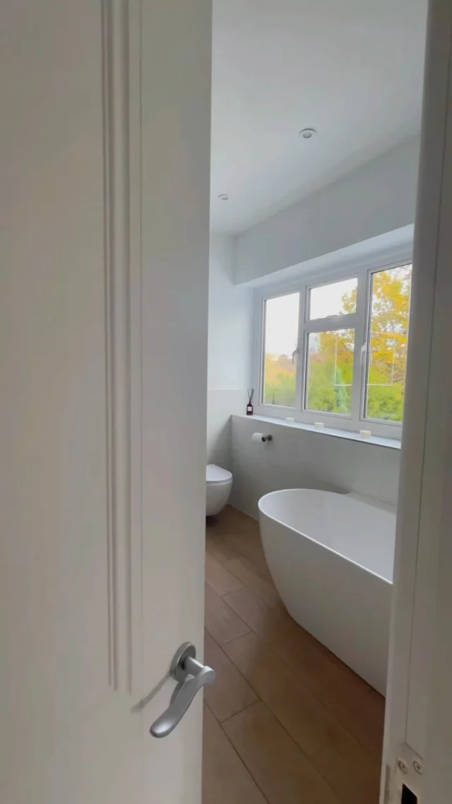 When only brushed nickel will do. Keeping things warm and simple in this design bringing a pop of colour with a feature wall in the shower area complemented by a shade of blue vanity unit 💙

Double tap if you love this design. We’re obsessed how it turned out. 

#bathroomshowroom #walkinshower #bathroomdesigns #bluebathroom #bluebathrooms #warmbathroom